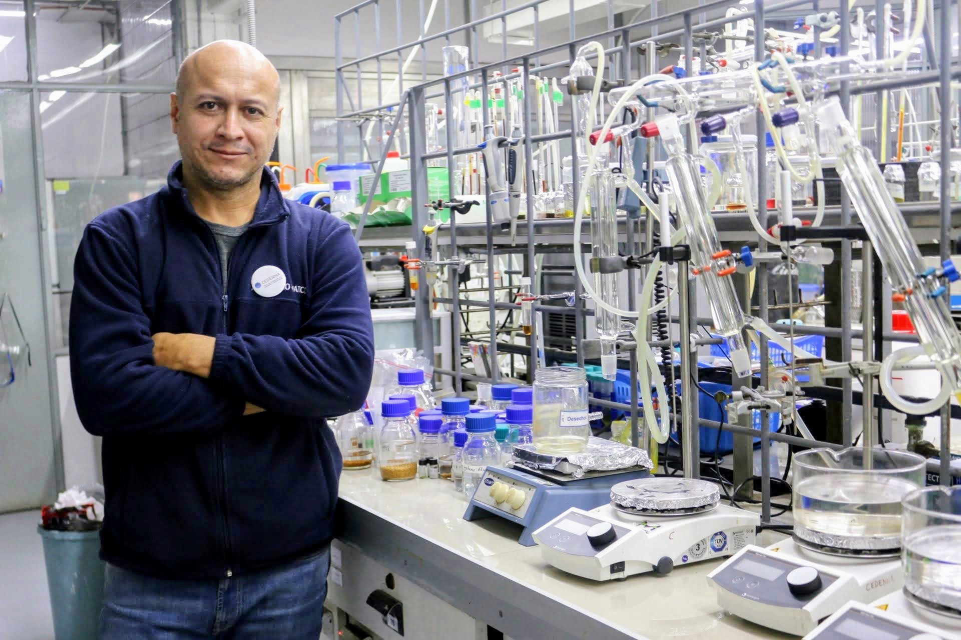 imagen Estadía internacional impulsa investigación en la Facultad de Química y Biología
