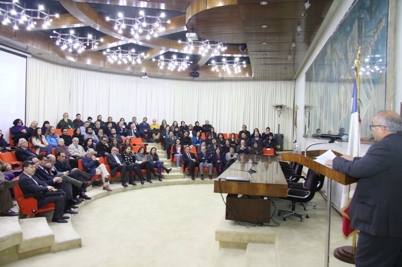 imagen Facultad de QyB celebra su aniversario destacando su “rol activo y protagónico” en la historia de la universidad