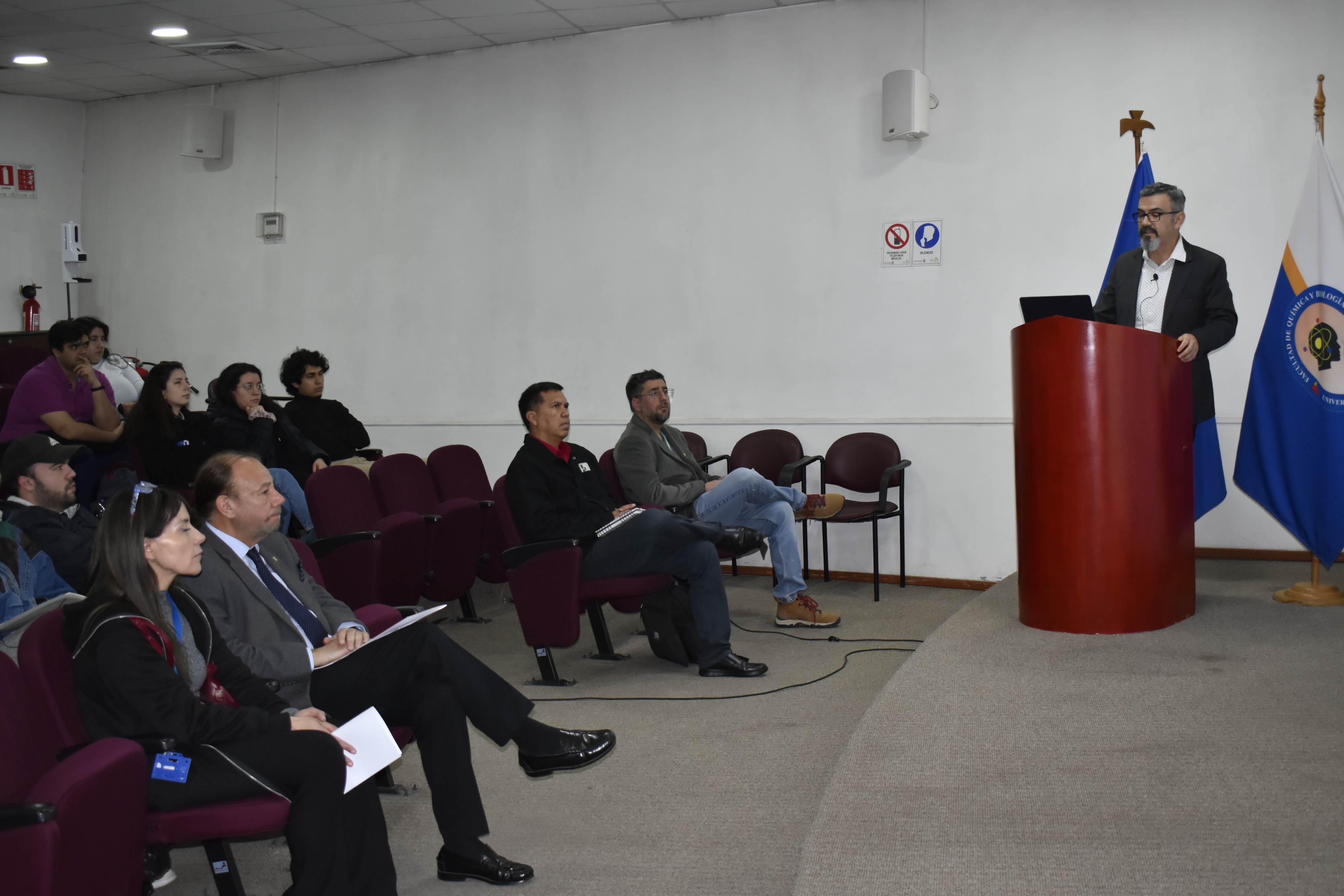 imagen “El rol de las universidades en el fomento del pensamiento crítico es central”