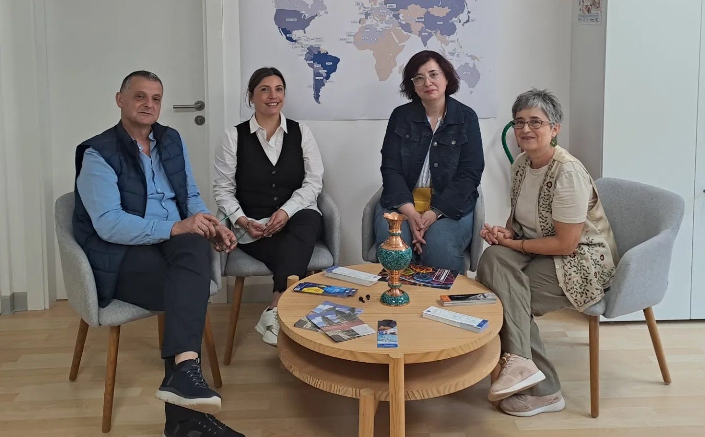 imagen Académicas de la Facultad de Química y Biología visitan la Universidad de Santiago de Compostela