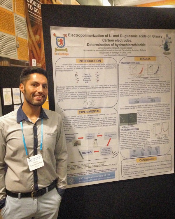 Estudiante de doctorado en química gana premio al mejor poster en congreso internacional