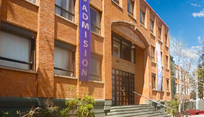 Facultad de Química y Biología firma convenio con colegio Bradford
