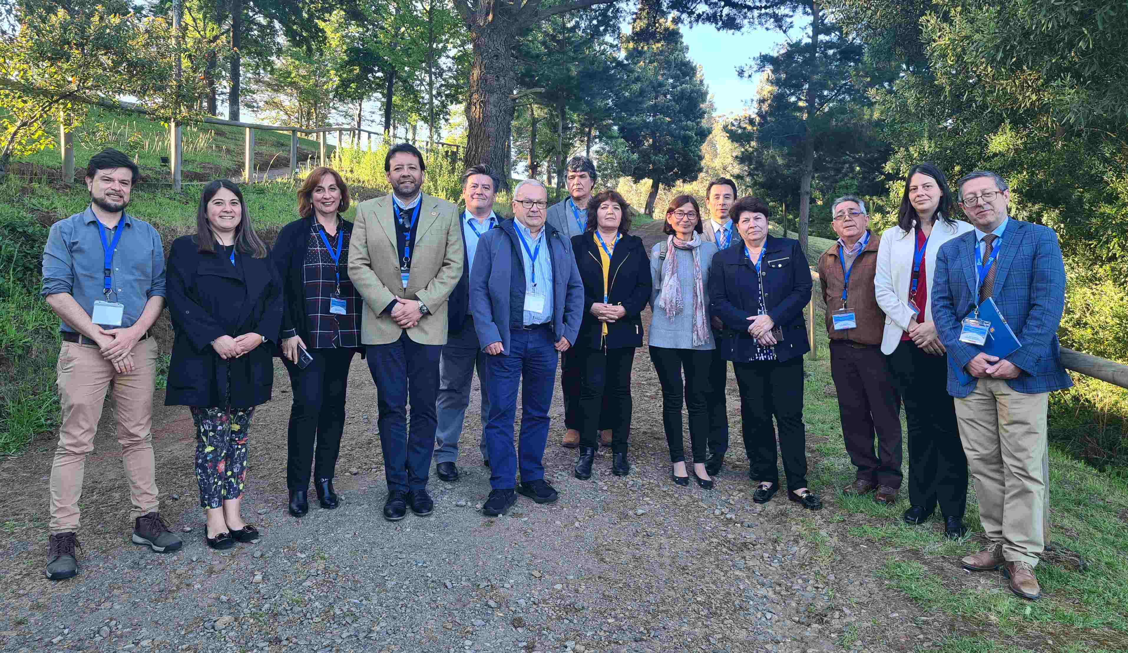 Decana Leonora Mendoza lidera debate sobre políticas científicas y desafíos en Encuentro de Decanas y Decanos de Ciencia