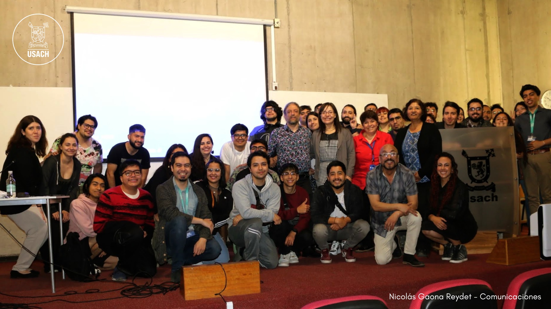 imagen Estudiantes de Pedagogía exploran críticas y propuestas para repensar la enseñanza en la era actual