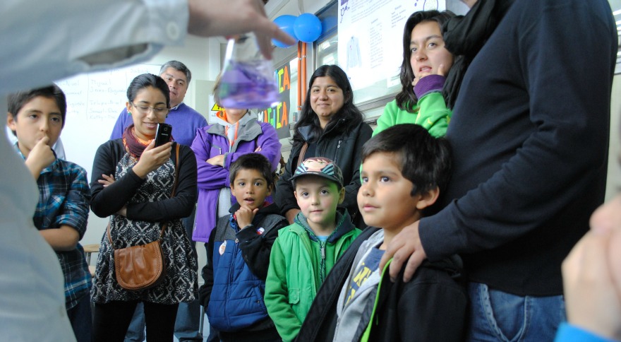 Feria Científica fija realización para noviembre y completa cupos de colegios inscritos