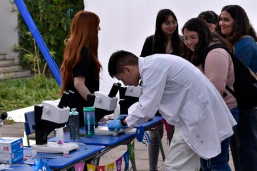 imagen Ciencia y fantasía se encuentran en la decimoquinta Feria Científica Usach