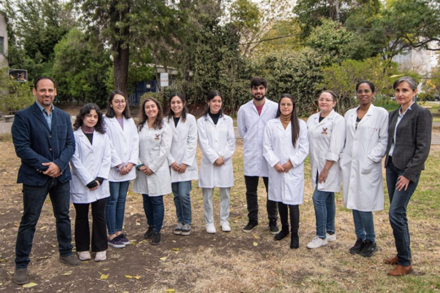 Salmonicultura chilena: Usach impulsa investigación clave para proteger la industria nacional ante enfermedades virales