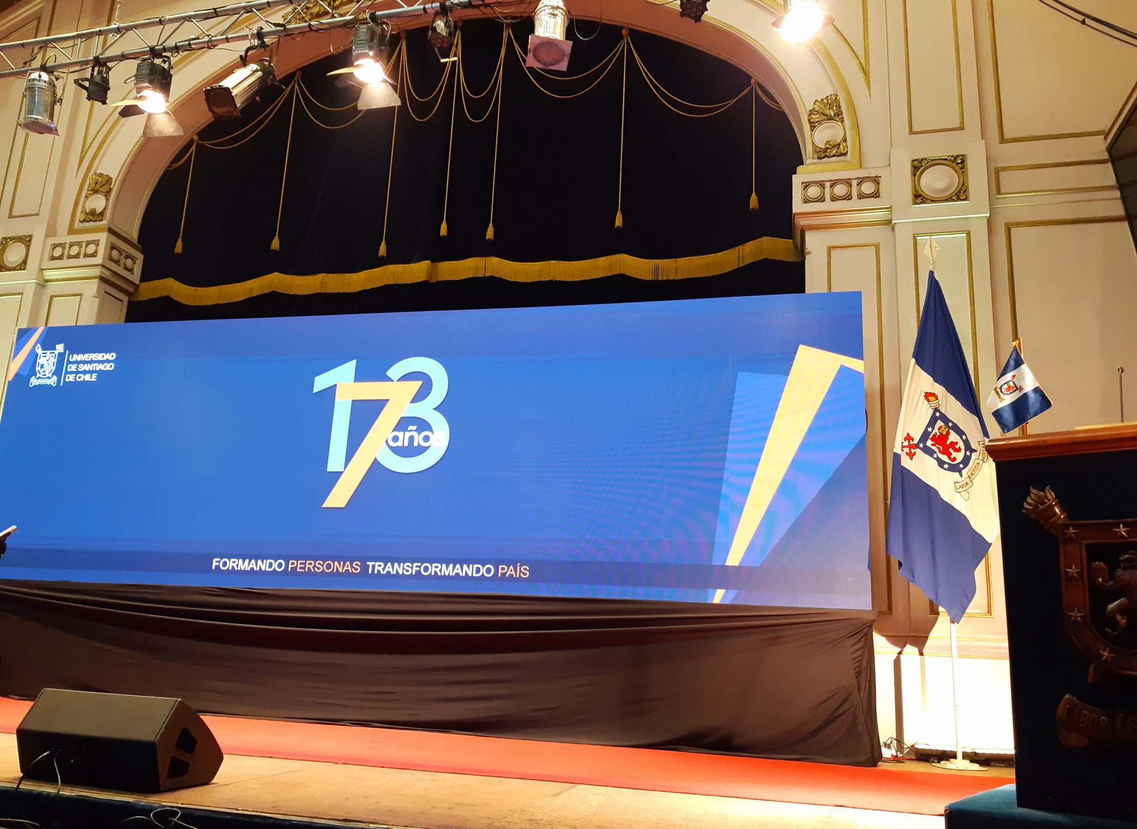 imagen Conmemoración aniversario Usach reconoce aporte de la comunidad de la Facultad de Química y Biología