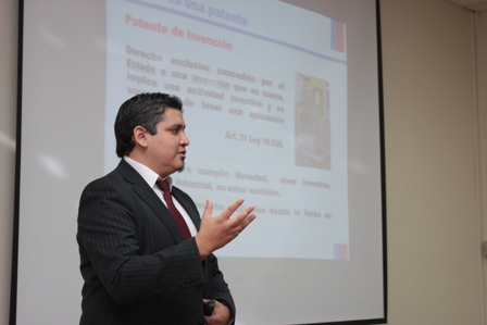 Exitoso taller de patentamiento para estudiantes e investigadores