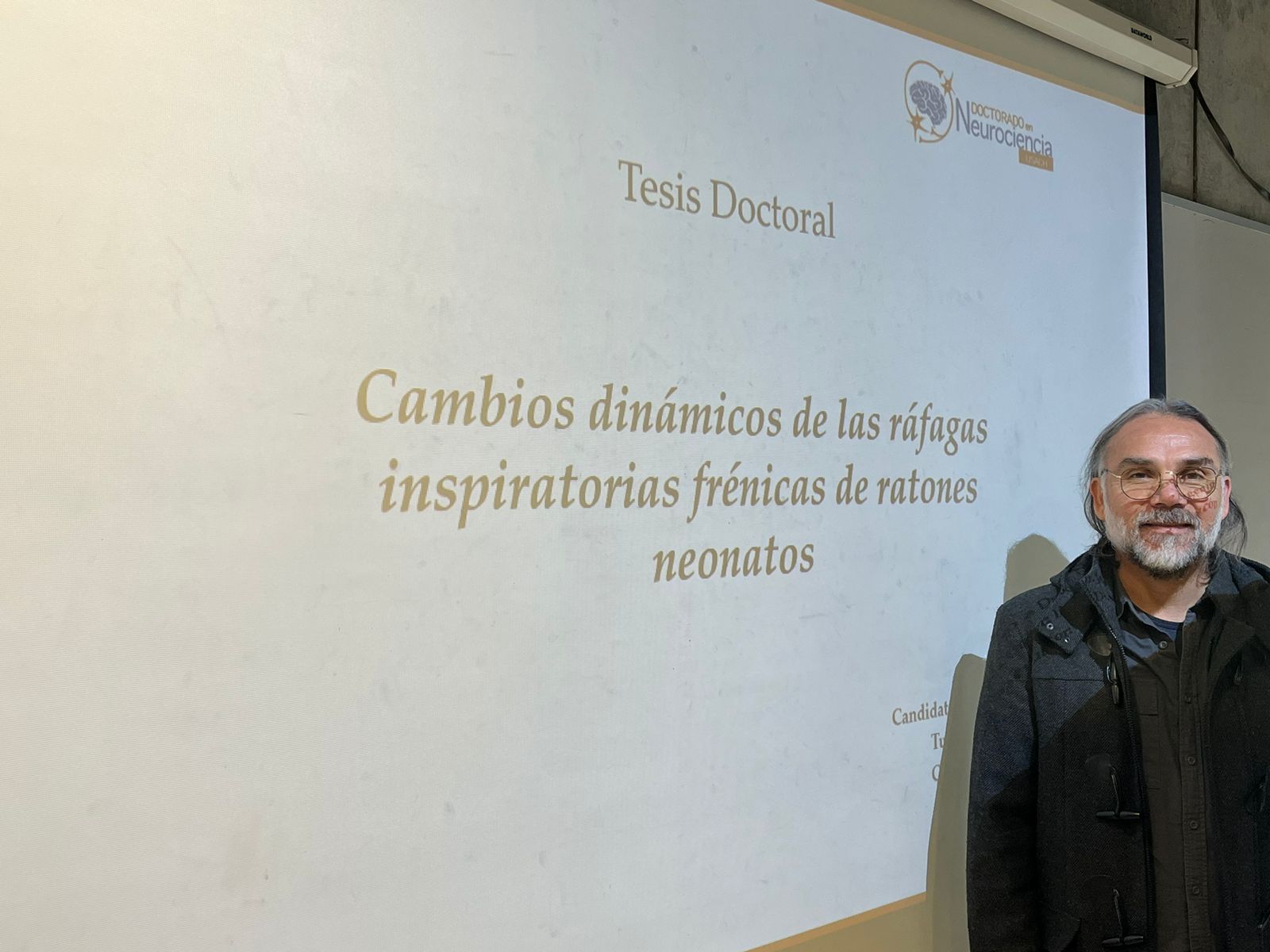 imagen Joel Barría, graduado de Doctorado en Neurociencia: “El programa permite incorporarse desde el inicio a equipos de investigación de mucha trayectoria”  