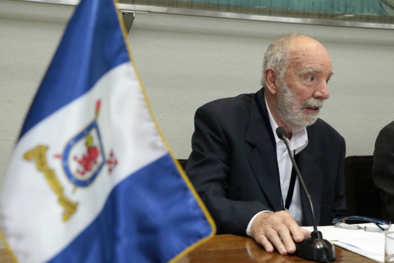 imagen Plantel distingue al Dr. Eduardo Lissi Gervaso con el reconocimiento “Profesor Emérito”