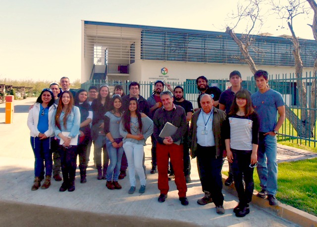 Estudiantes de Licenciatura en Química y de la Técnico Universitario en Análisis Químico y Físico realizan salida a terreno a la empresa Molymet