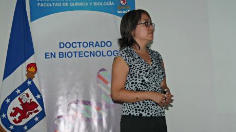 Beatriz Valenzuela, nueva Doctora en Biotecnología