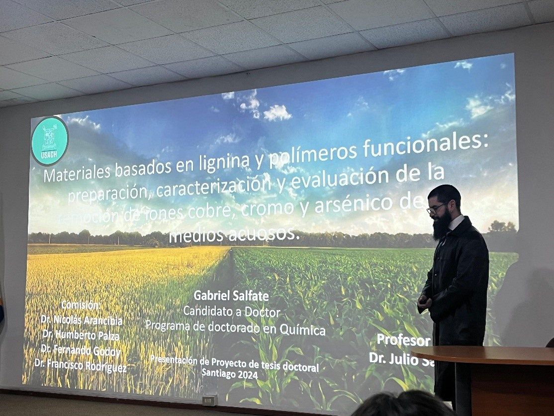 Gabriel Salfate, graduado de Doctorado en Química: “Me siento preparado para enfrentar y resolver los complejos desafíos científicos del futuro”
