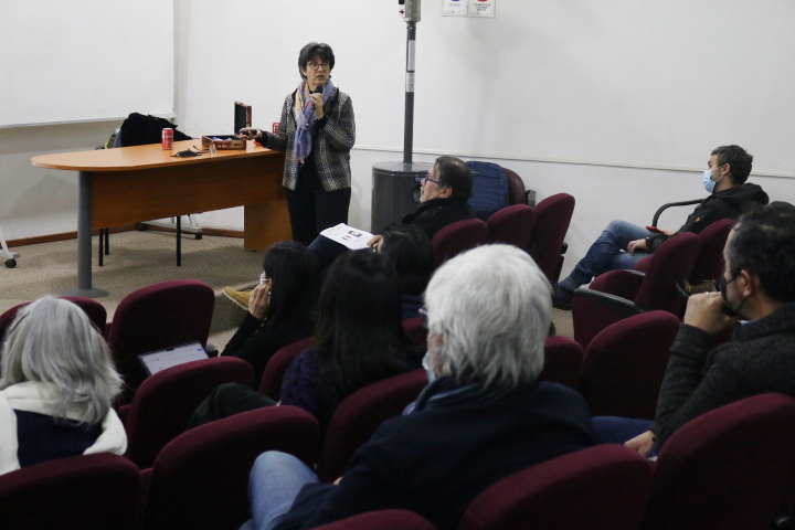 imagen Investigadora expone sobre la importancia de comercialización y avances de celdas de combustible en base a hidrógeno