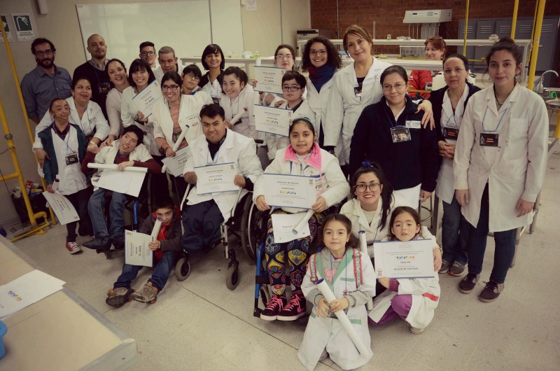 U. de Santiago y la Facultad de Química y Biología  promueven la inclusión a través de la ciencia en niños y jóvenes de la Teletón
