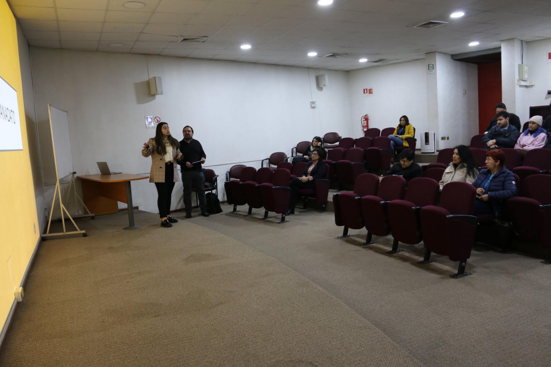 imagen Estudiantes de Química desarrollan con éxito la presentación de sus Unidades de Investigación