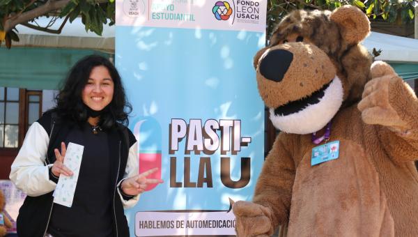 Pastilla U: estudiantes de la Usach impulsan proyecto para concientizar sobre la automedicación