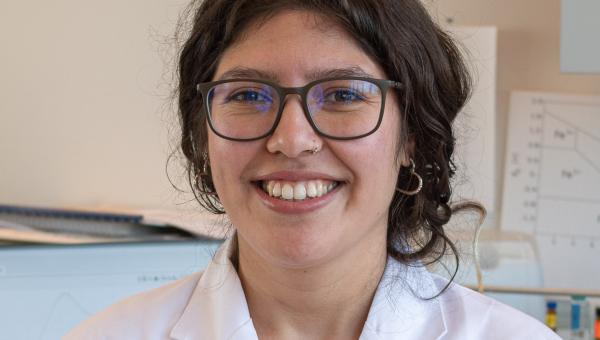 imagen “La educación pública tiene el poder de transformar vidas”: Dra. Carolina Candia lleva su vocación científica al King’s College de Londres
