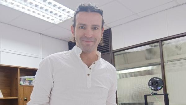 “Volver a la USACH es un orgullo y una responsabilidad”: académico apuesta por fortalecer investigación en química orgánica