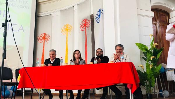 imagen Primer Coloquio “Por un día para la Química” en el Liceo de Aplicación.