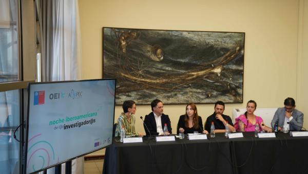 imagen Director VIME de la Facultad de Química y Biología participó en actividad organizada por el Ministerio de Relaciones Exteriores y la Organización de Estados Americanos