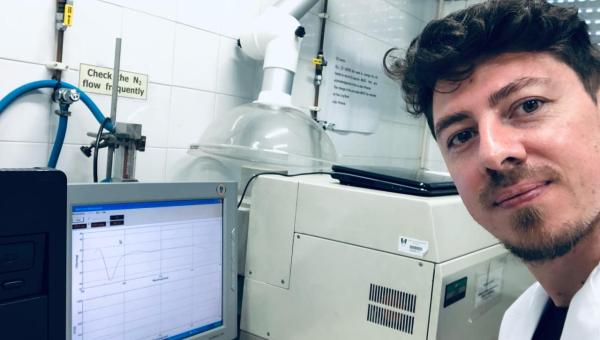Estudiante del Doctorado en Química realiza estadía de investigación en Instituto Superior Técnico de la Universidad de Lisboa 