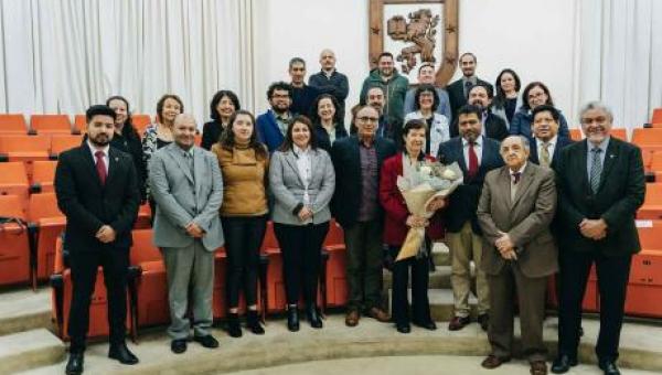 imagen Académica pionera en Química Teórica y fundadora del Comité de Ética Institucional recibe reconocimiento a su trayectoria en nuestra Casa de Estudios