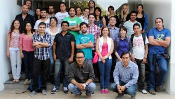 Primera Escuela de Electroquímica convoca a más de 40 alumnos de postgrado de todo el país