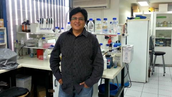 Destacado investigador realiza estadía en la FQyB para profundizar estudios sobre efectos antiinflamatorios de la Maca Roja sobre la hiperplasia benigna de próstata