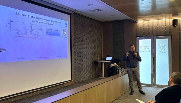 Seminario internacional abordó tecnologías emergentes aplicadas al electroanálisis 