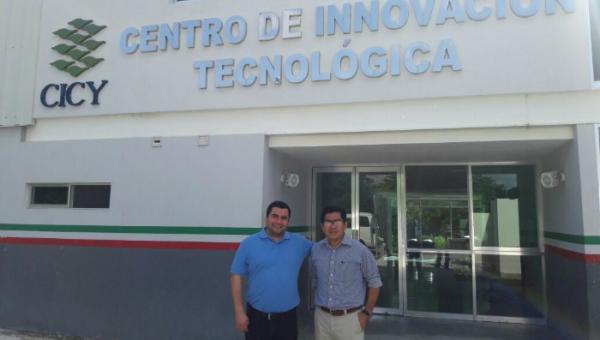 imagen Investigador de la Facultad de QyB consolida lazos de colaboración científica con centro de investigación mexicano