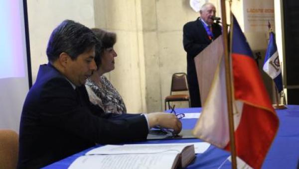 imagen FQyB otorga reconocimiento como Profesor Distinguido al Dr. José Ramón Gancedo