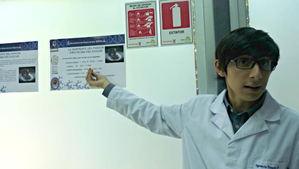 Estudiantes destacan experiencias de química y biología preparadas para la Academia Científica de Verano