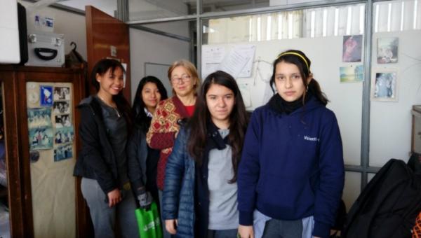 imagen Estudiantes desarrollan investigaciones con académicos de la Facultad