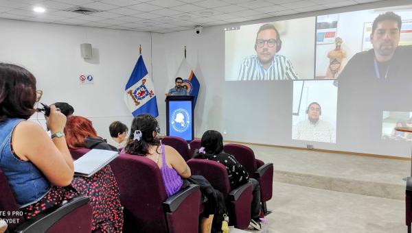 imagen Pedagogía en Química y Biología impulsa reflexión sobre el rol docente en la enseñanza científica