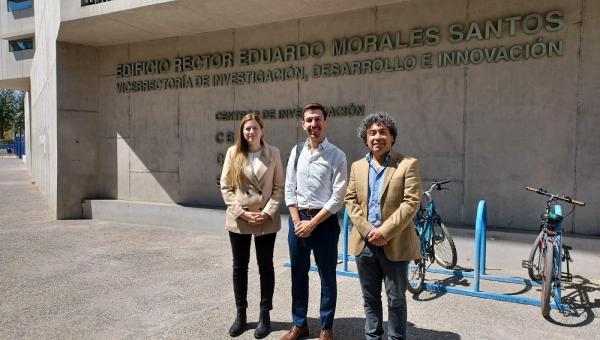 imagen Representante del Instituto Superior Técnico de Lisboa visita la Facultad de Química y Biología