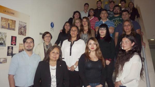 Facultad de Química y Biología entrega diplomas a estudiantes y trabajadores de curso de Propedéutico 