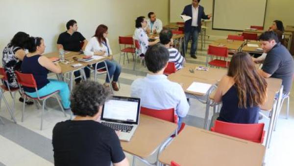 imagen Como parte de los Planes Operativos de la Facultad de Química y Biología, el Departamento organizó una sesión de poster y una jornada de conversación entre sus integrantes el pasado viernes 21 de diciembre.