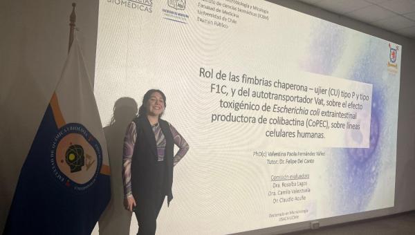 imagen Valentina Fernández, graduada de Doctorado en Microbiología: “Mi objetivo fue generar conocimientos que sirvan de base para futuras investigaciones”