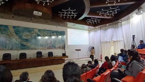 Víctor Jiménez, graduado de Doctorado en Química: “La convergencia entre la electrocatálisis y la metalurgia resultó fascinante”